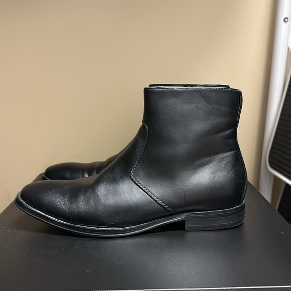 Kenneth Cole New York Shore Enough Black Chelsea Boot Size 8.5 - Picture 2 of 6